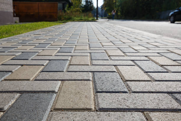 Best Driveway Pavers Near Me  in Huntsville, MO
